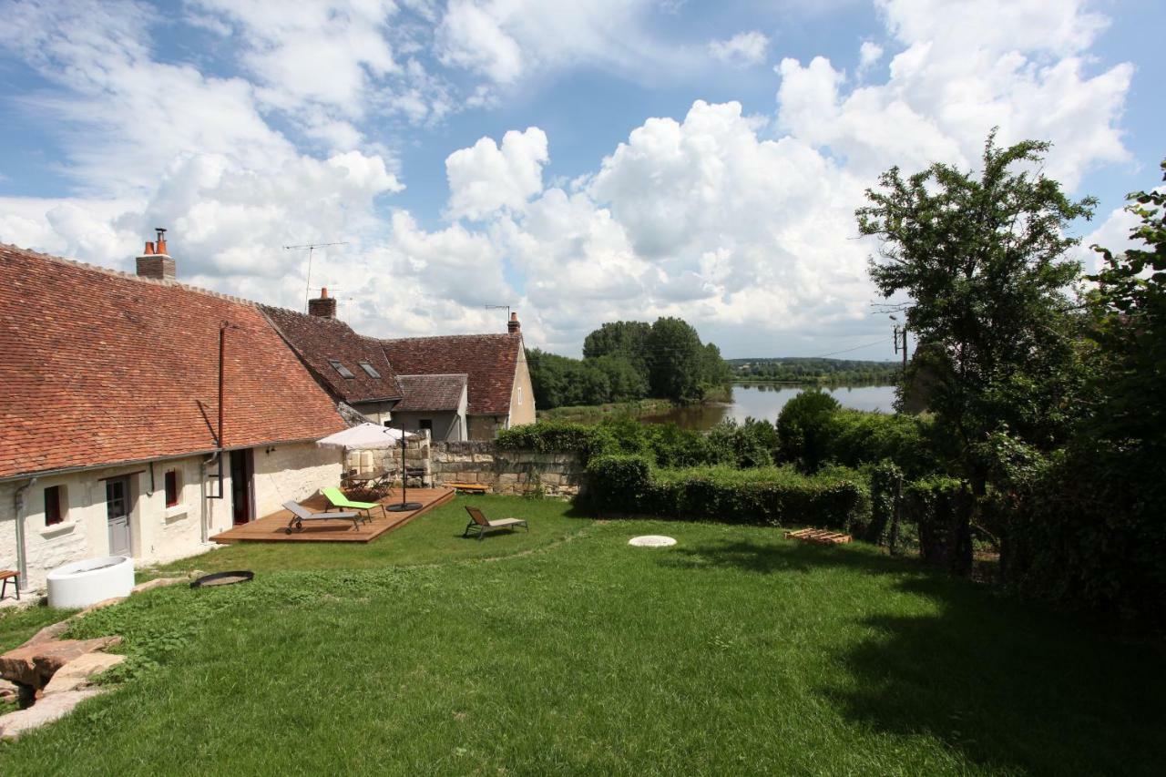 Gîte des Cochards Seigy Exteriör bild
